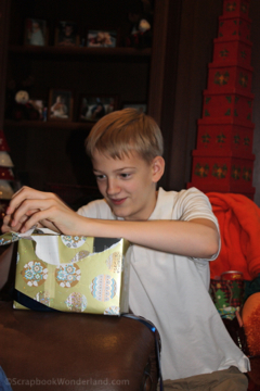 Scrapbooking Christmas: 25 Ways to Capture the Magic: Day 24 Christmas Eve